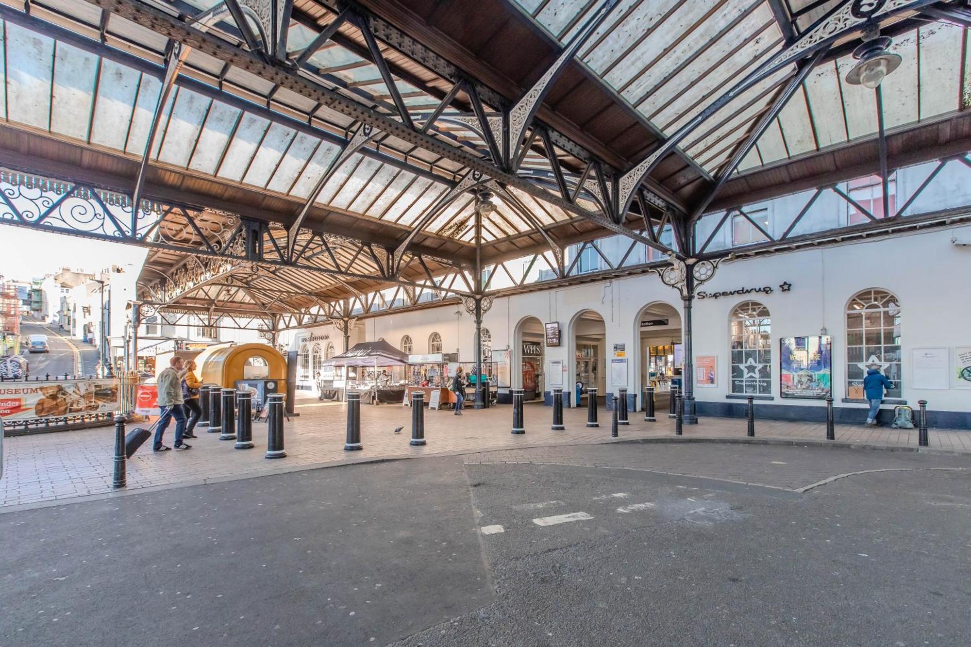 2 Bedroom Flat Next To Brighton Station & Beach I Sleep 8 Guests Esterno foto